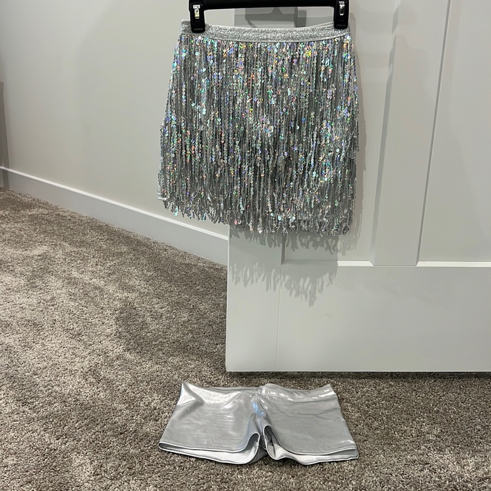 Sequin metallic silver skirt- perfect for Taylor Swift Eras Tour